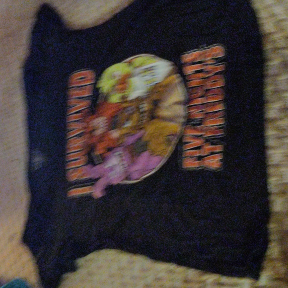 NWOT MD Hot Topic FNAF Five Nights At Freddy's "I Survived" Tee - Picture 3 of 3